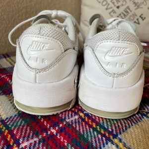 GUC white Nike air max. Youth size 5. SF home